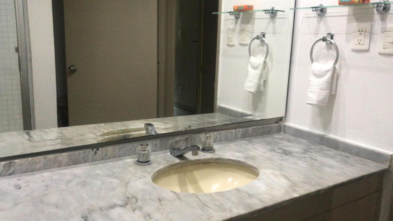 Dpto De Lujo Costera Apartment Acapulco Bagian luar foto