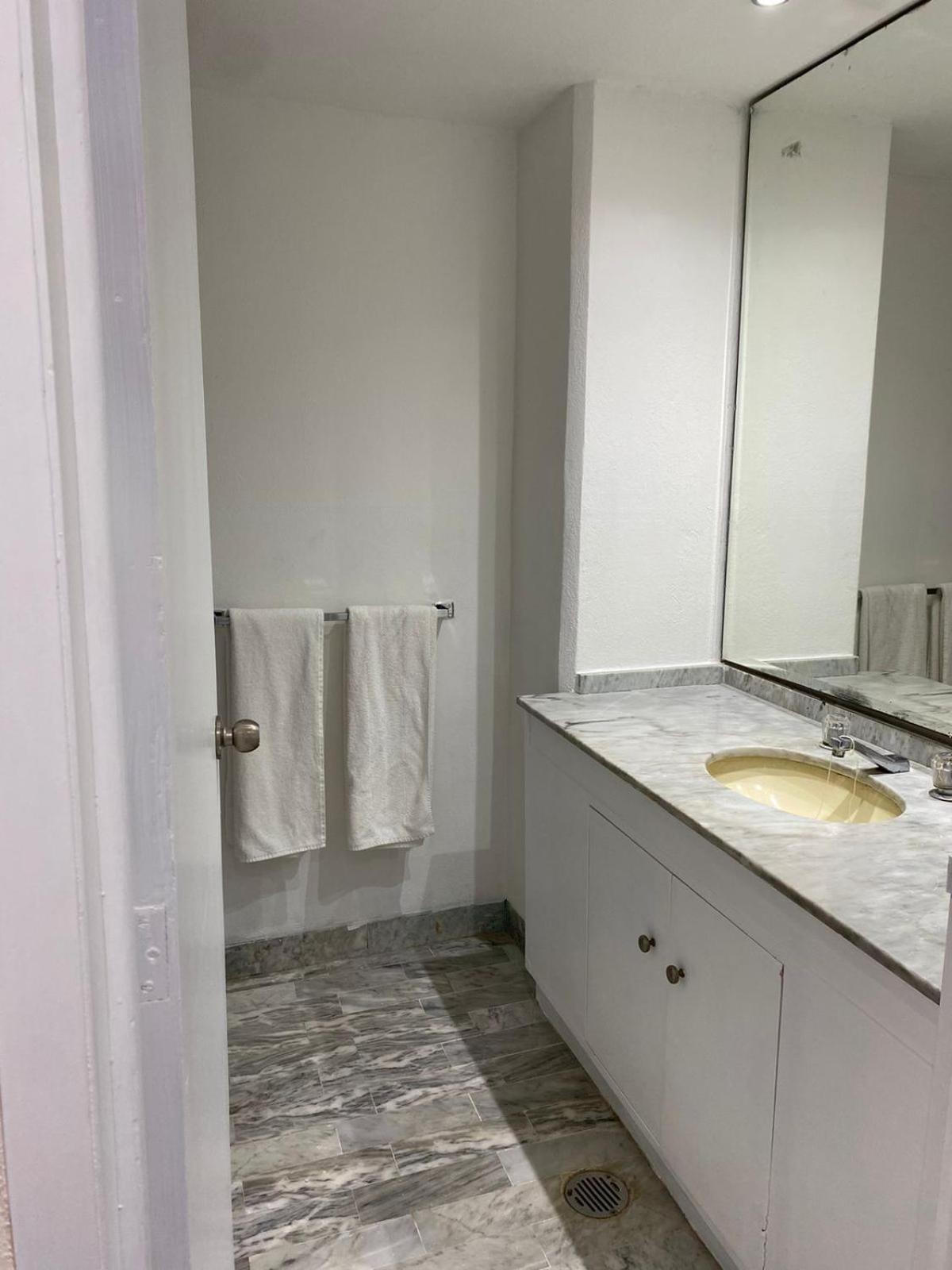 Dpto De Lujo Costera Apartment Acapulco Bagian luar foto